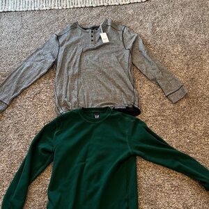 GAP Green Crewneck Sweater & Gray  BKE Henley Layer Set
